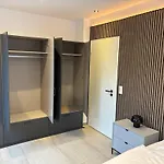 Am Marktplatz Mit Xxl Garage Apartment Wurzburg