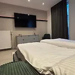Apartment Am Marktplatz Mit Xxl Garage *