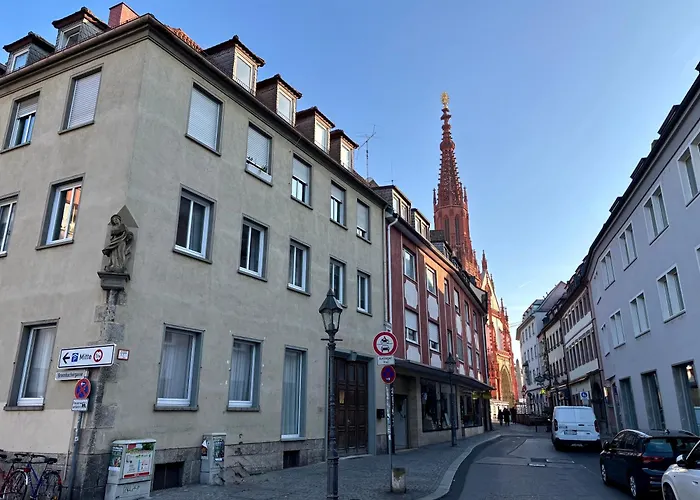 Apartment Am Marktplatz Mit Xxl Garage